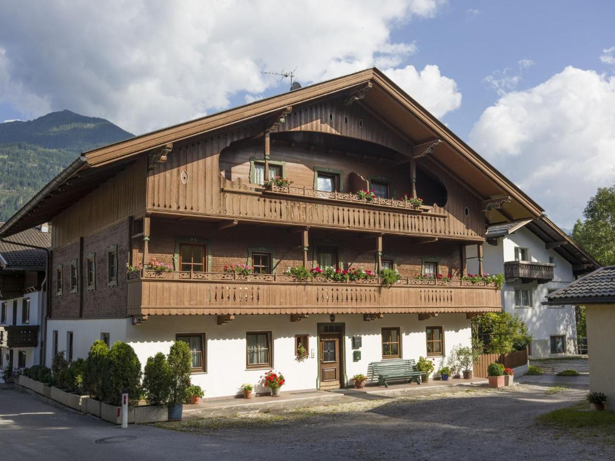 Apartment In Top Location In Fuegen With Balcony Екстер'єр фото